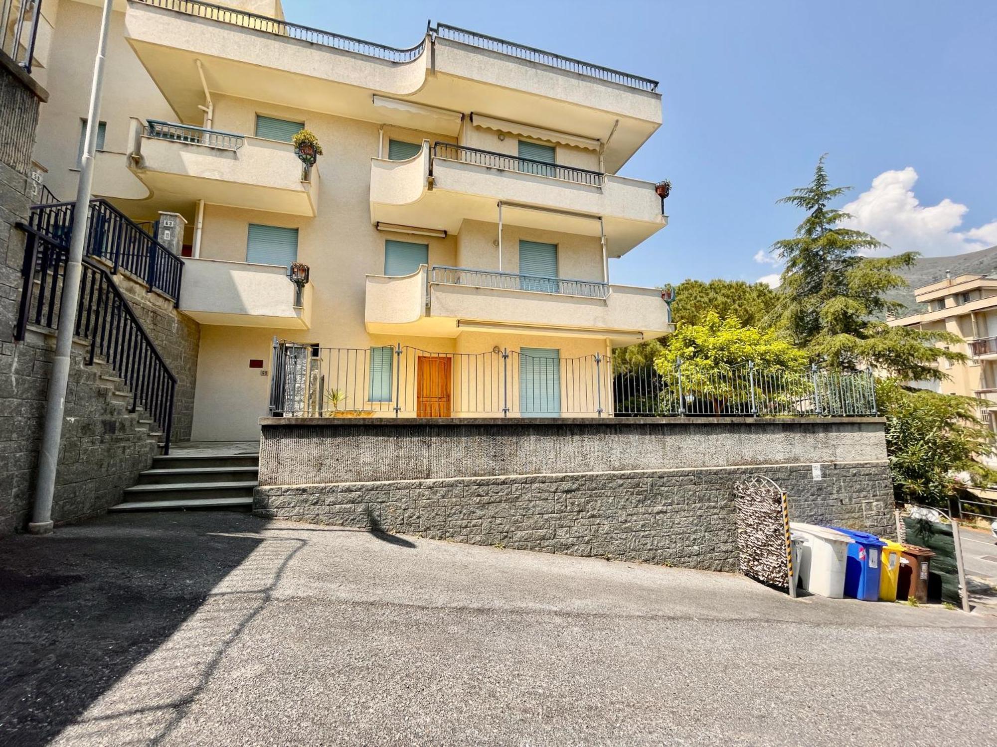 Апартаменти 2 Locali A 600 Mt Dal Mare - Free Parking Черіале Екстер'єр фото